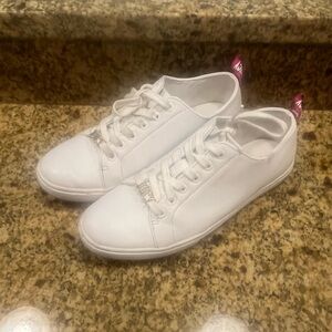 LAST CALL Juicy Couture "Jody" White Faux Leather Sneakers Pink Juicy Tab 7.5